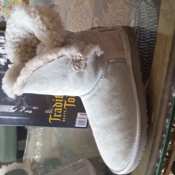 Ugg Boots (EUC) Mint Green Bailey Bling - Picture 5 of 8